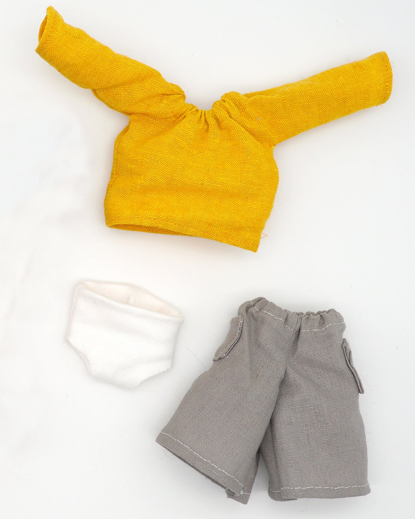 Emily and friends outfits