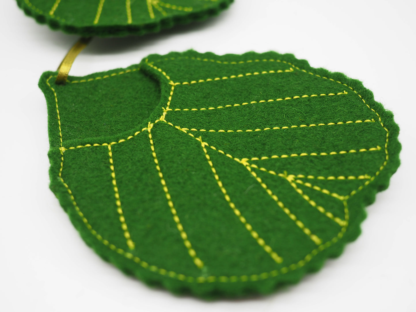 Alder leaf baby